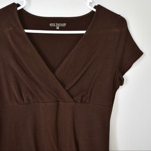 Ann Taylor Brown Short Sleeve Top - M